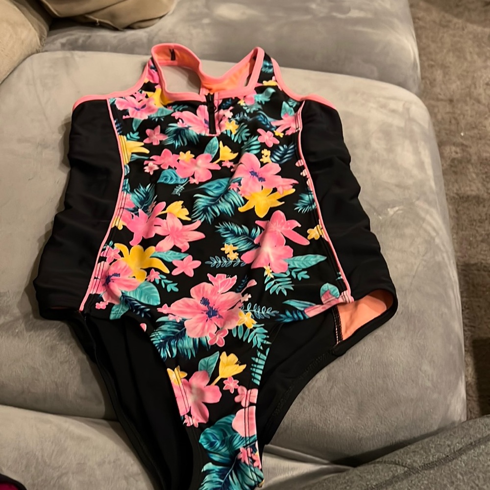 One piece bathing suit